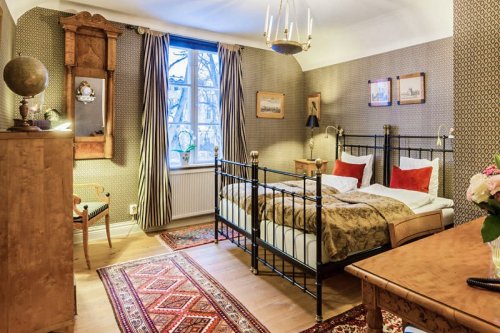 Lilla slottsflygeln rom 2 vadstena klosterhotel