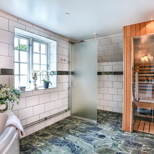 Klostergården baderomssuite