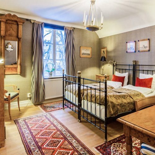 Lilla slottsflygeln rom 2 vadstena klosterhotel